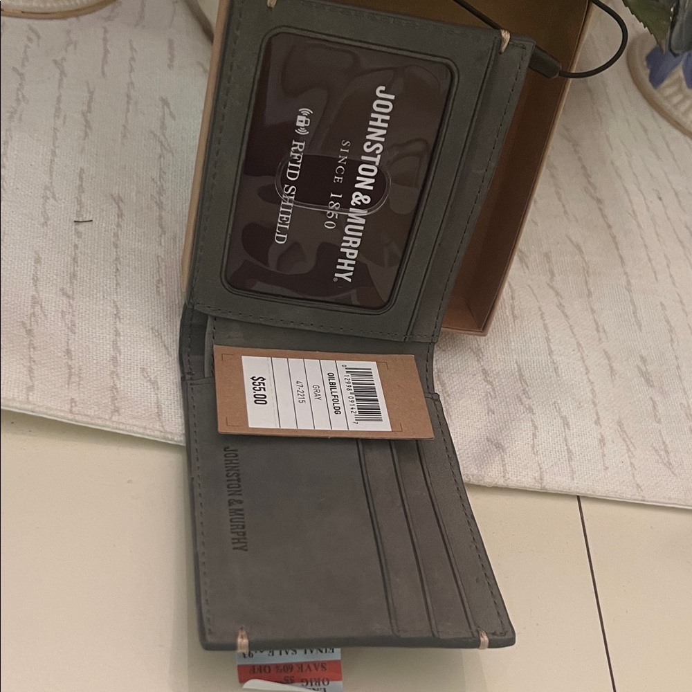 Johnston & Murphy Dark Gray Leather Card Holder